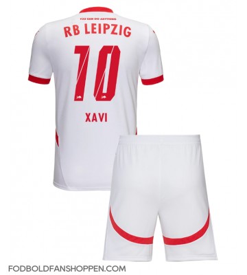 RB Leipzig Xavi Simons #10 Hjemmebanetrøje Børn 2024-25 Kortærmet (+ Korte bukser)